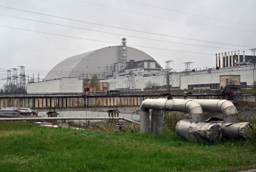 Russia Attacks Europe's Largest Nuclear Site; Ukraine Accuses Moscow of Using Power Plant as Shield