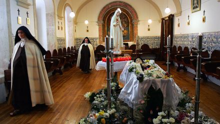 Pope Francis Advances Sainthood Cause of Fatima Mystic Sister Lucia