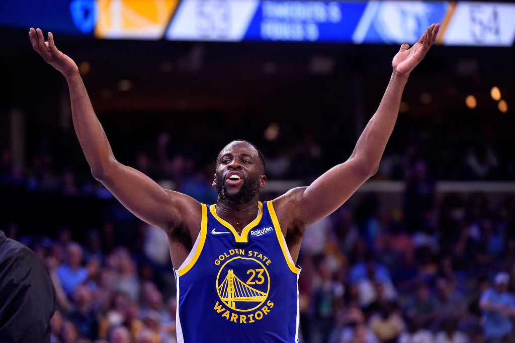 Draymond Karma? GSW Power Forward Got Kicked in Groin! Netizens Show No ...