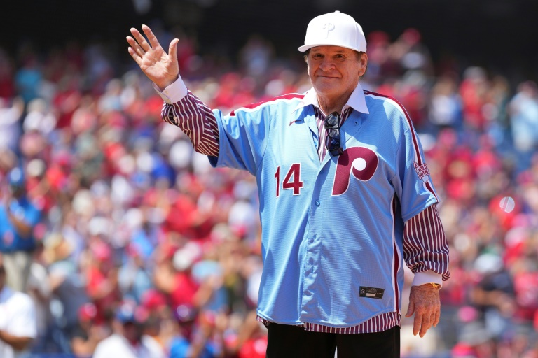 Trump Says He'll Posthumously Pardon Pete Rose