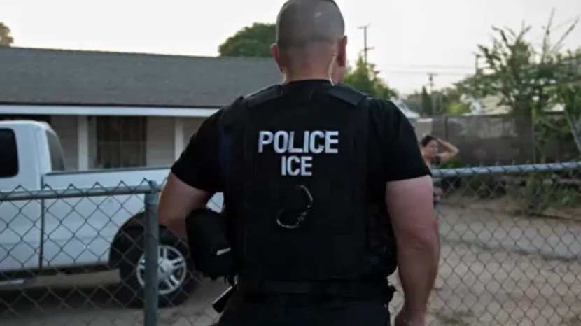 Democrats Storm ICE Facility in New Jersey “People Deserve Dignity”