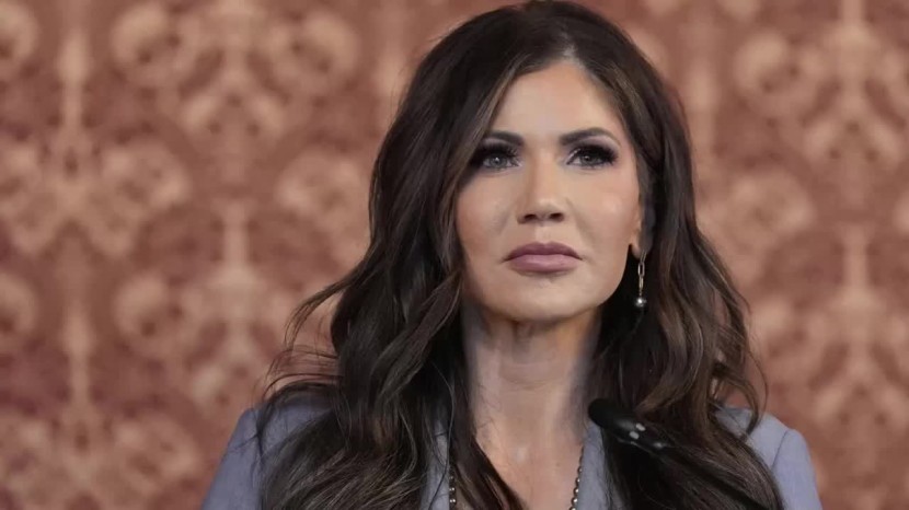 Kristi Noem’s Purse Stolen in DC as ID and $3,000 Go Missing