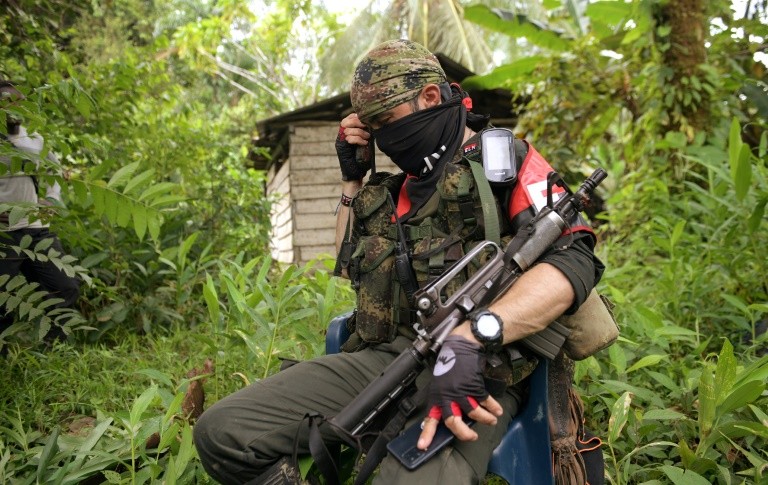 A member of Colombia's National Liberation Army (ELN) rebel group