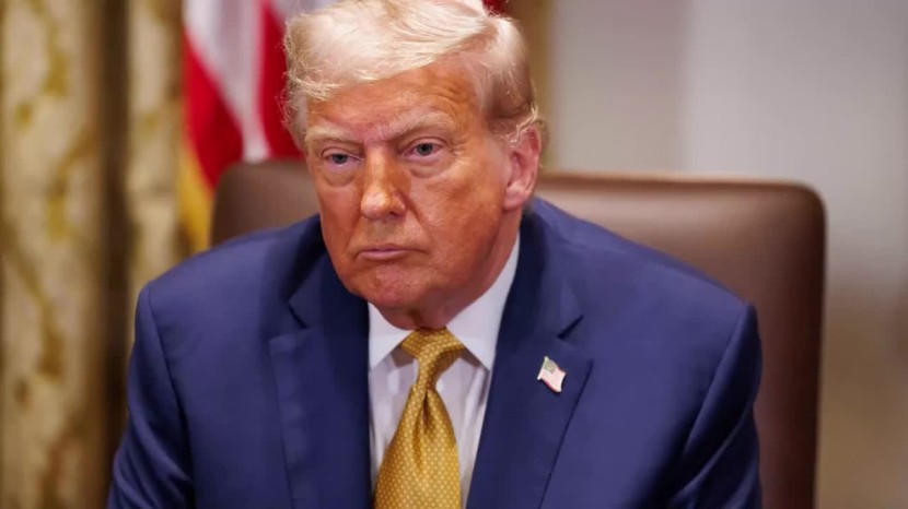 Trump Threatens 100% Tariffs on Russia, Demands End to Ukraine War Within 50 Days