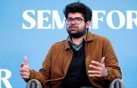 Aravind SrinivasPerplexity CEO Says AI Could Take Over Recruiter, Assistant