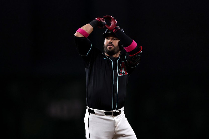 MLB Trade Rumors: Yankees Weigh Eugenio Suárez Trade Despite Defensive