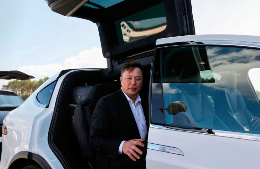 Elon Musk Teases Tesla Full Self-Driving Model Upgrade Featuring ‘Big’