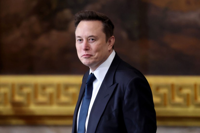 Elon Musk’s Historic Pay Deal Faces Fierce Pushback From Shareholders