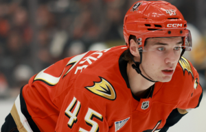 Ducks Shock Penguins With Last-Second Magic, But Beckett Sennecke Steals