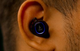 Samsung Hearapy App Uses 100Hz Sound to Reduce Motion Sickness: