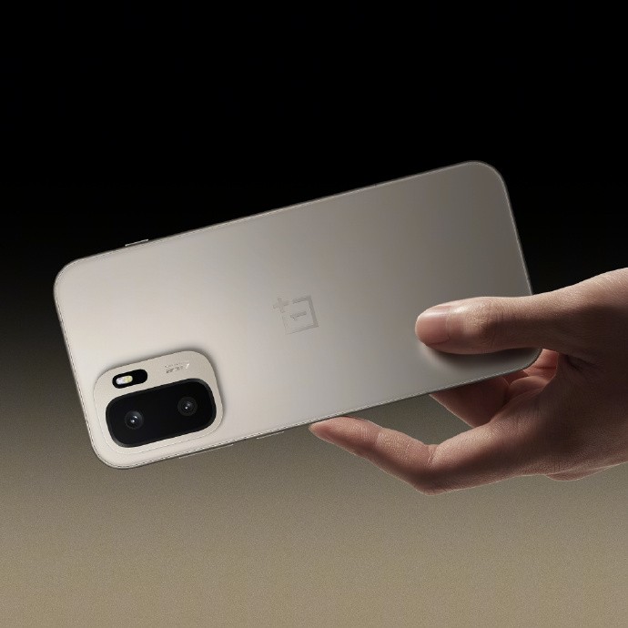 OnePlus Ace 6 Ultra Brings 'Metal Storm' Design Ahead of