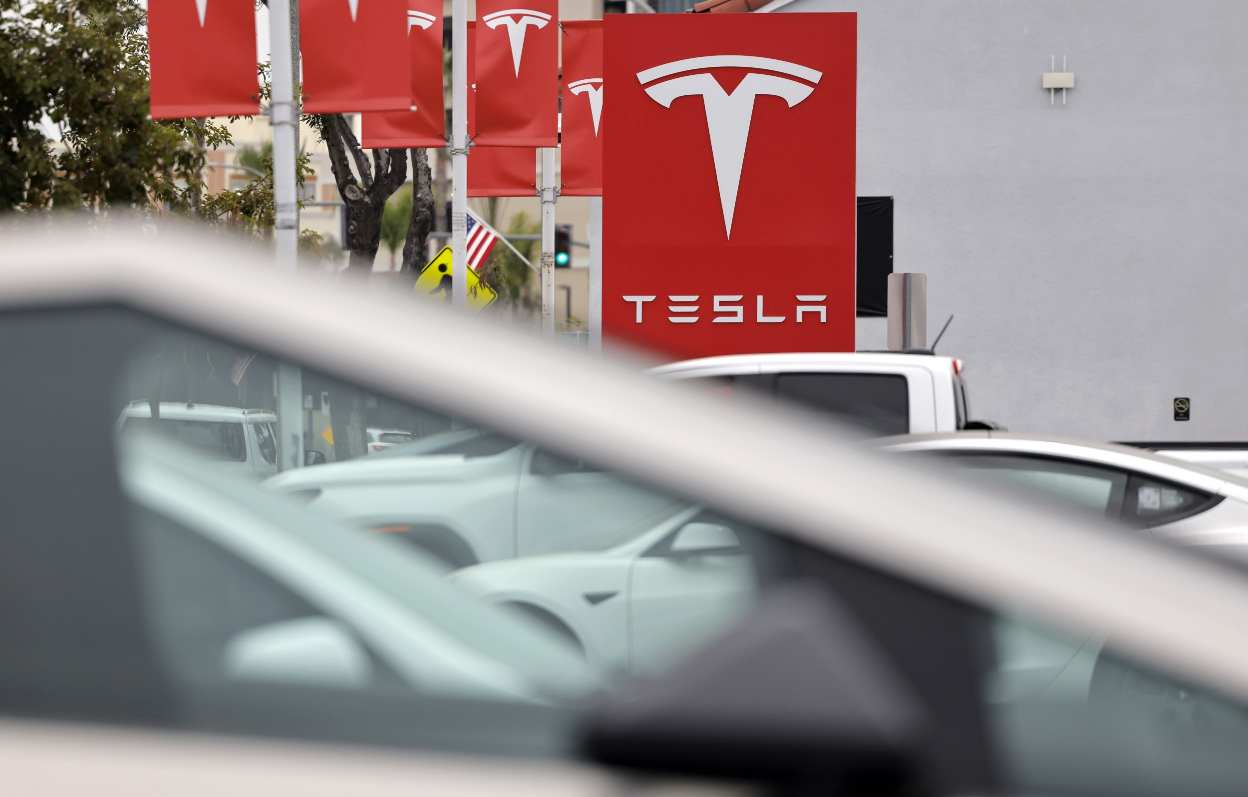 Tesla Delivers 480,126 Vehicles in Q2 2026, Beating Estimates and ...