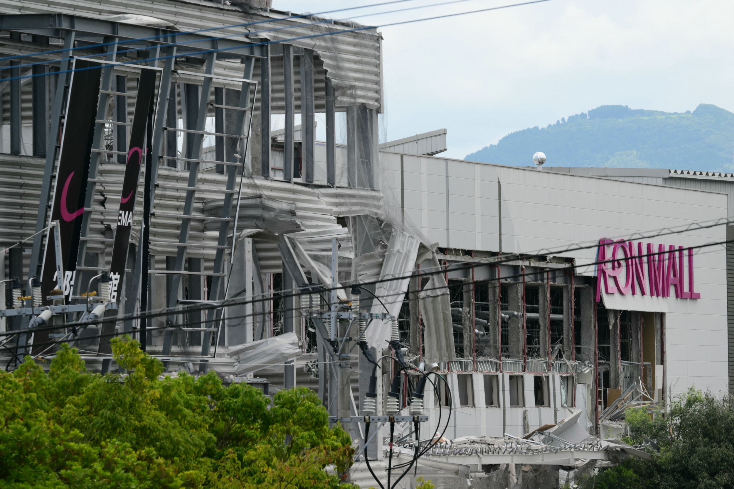 Kumamoto Quake Toll Hits 38 With First Heat-Related Death