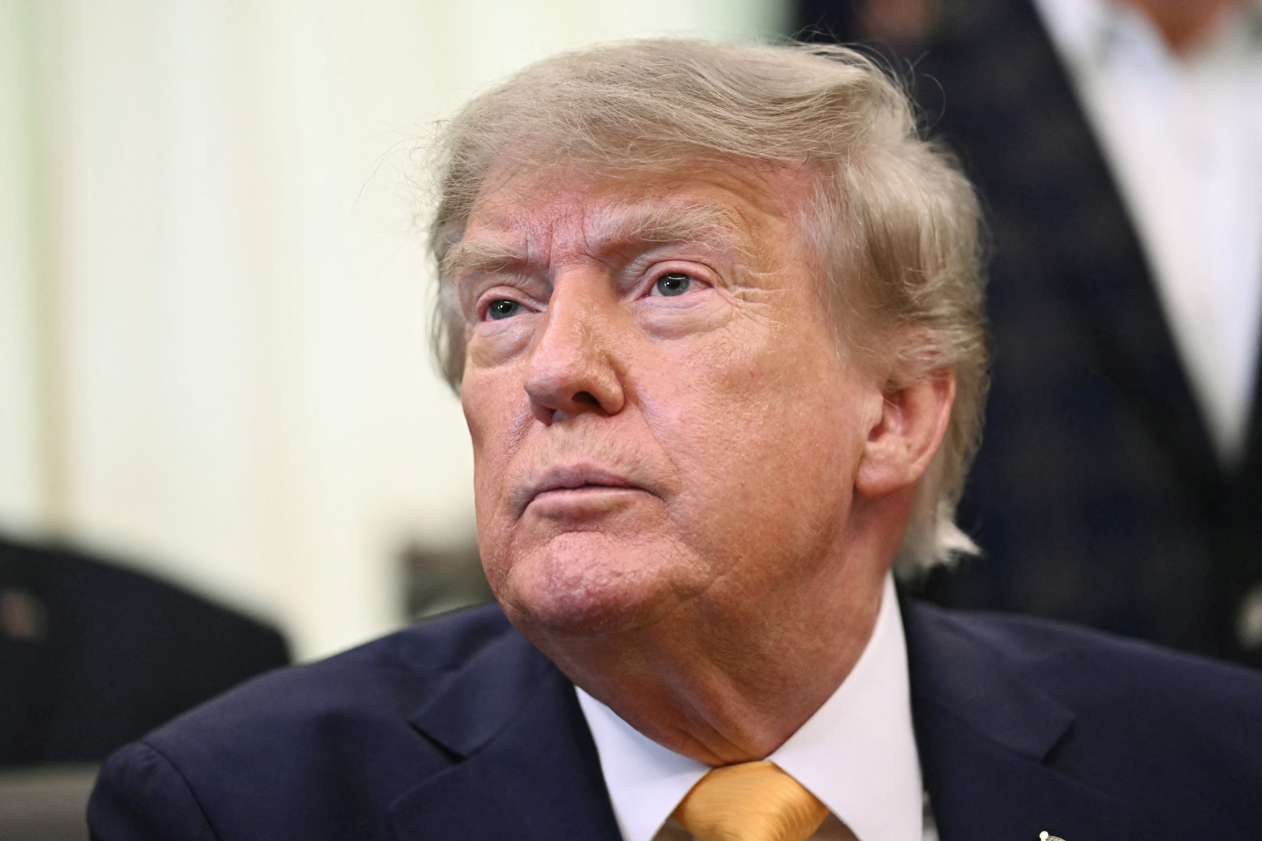 Trump Says He Doesnt Need Congress to Send $5 , 000 Dividend Checks