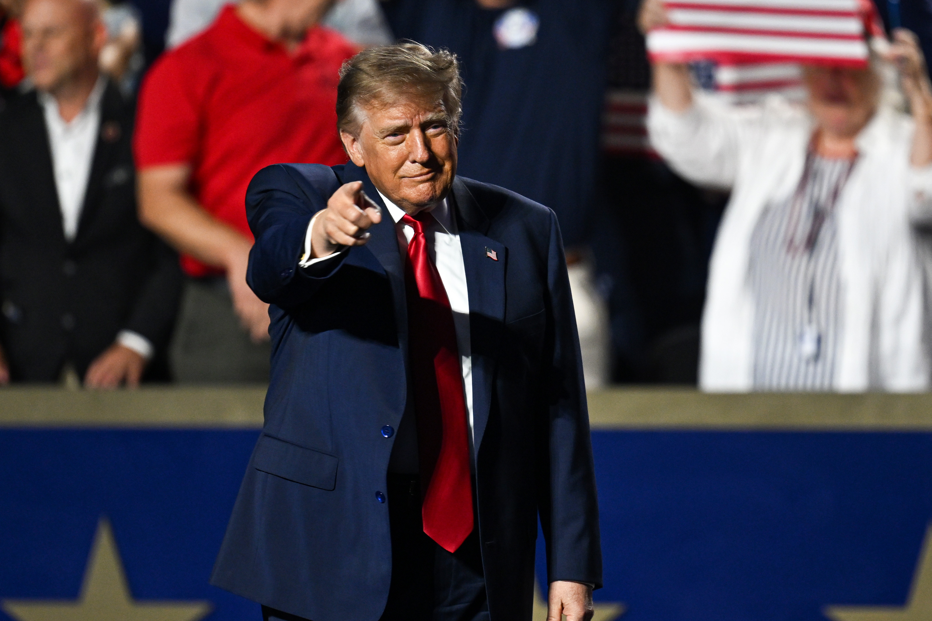 Trump Calls $5,000 Payouts ‘Easy'; Johnson Says Congress Must Act